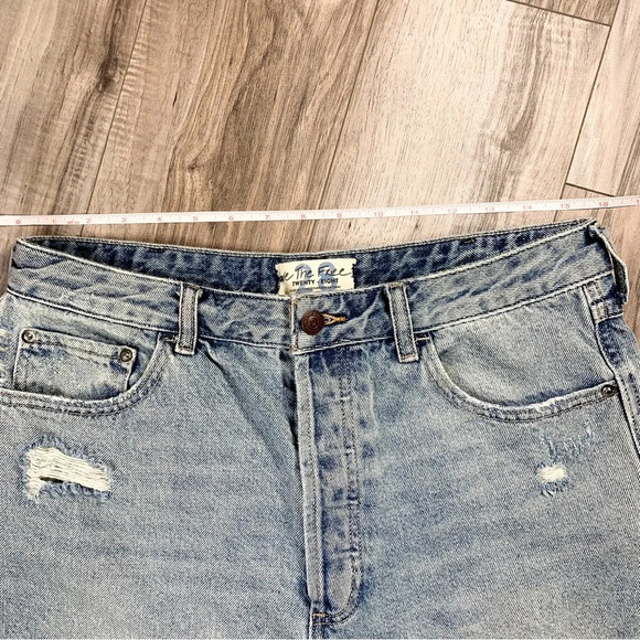 We The Free / Free People Denim Shorts - Picture 5 of 6